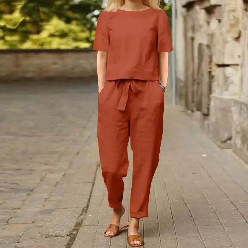 Women's Loose-Fitting Set with Belt