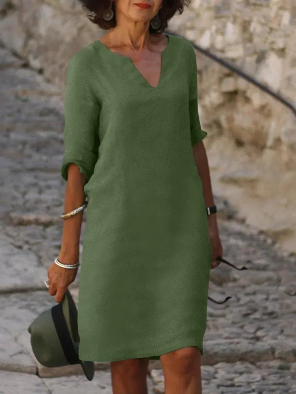 Women's Elegant Midi Dress with Neckline