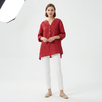 Women's Shirt with Buttons and Relaxed Fit