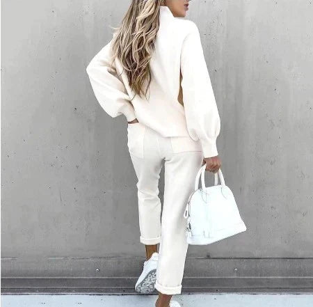 Women's Two-Piece Relaxed Loungewear Set