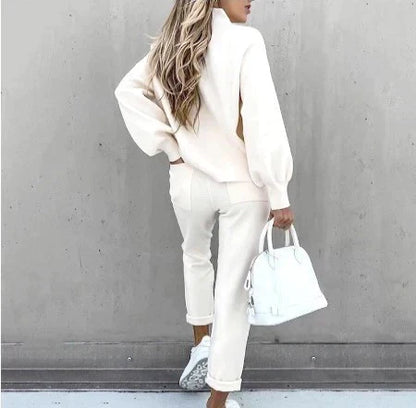 Women's Two-Piece Relaxed Loungewear Set